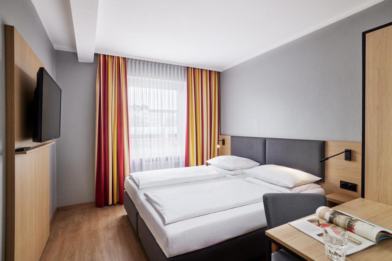 Hotel Central Гамбург Экстерьер фото