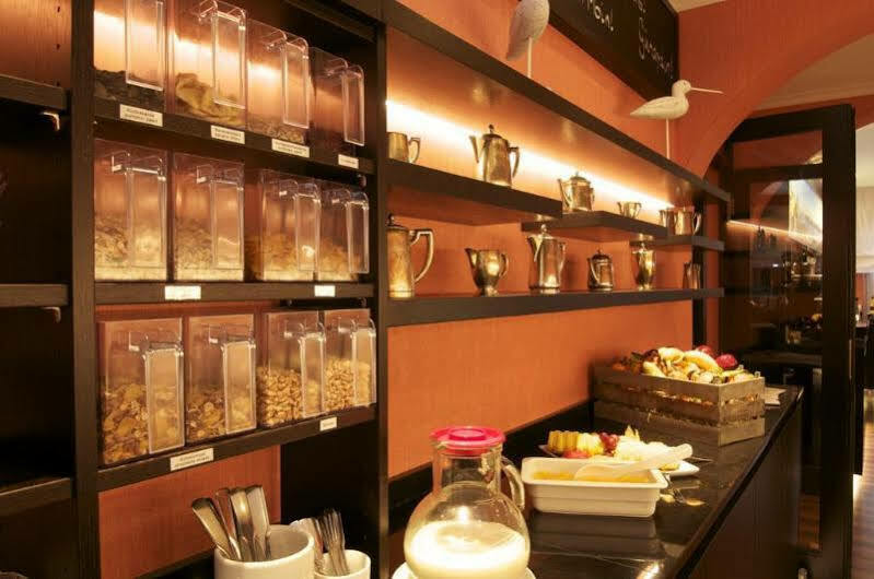 Hotel Central Гамбург Экстерьер фото